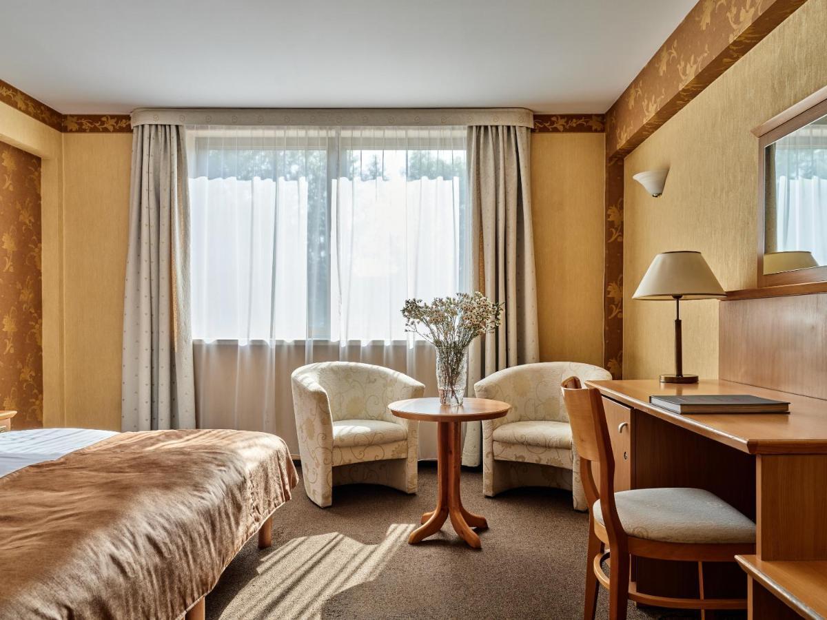 Hotel Great Polonia Krakow Airport - Ex Hotel Witek Modlniczka Bagian luar foto